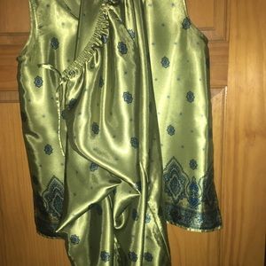 Women’s pajamas. Poly satin. Small.